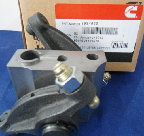 康明斯柴油發(fā)動(dòng)機發(fā)電機搖臂總成