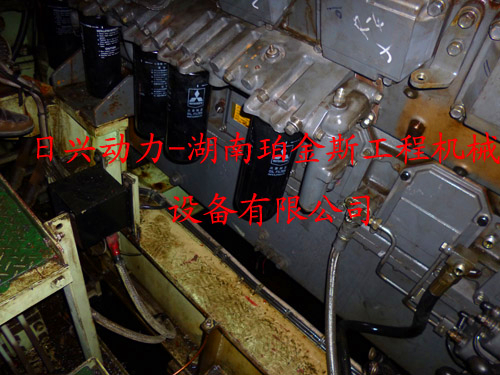 三菱R16柴油發(fā)動(dòng)機充電機(24V-30A)