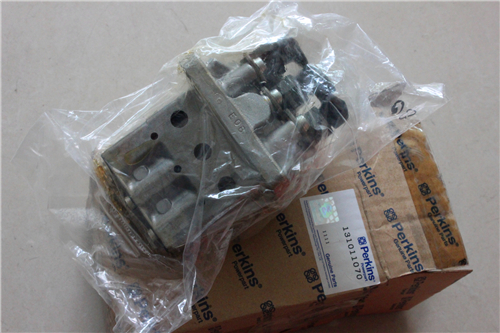 威爾遜勞斯萊斯奧林匹亞柴油發(fā)電機SE116Y燃油泵