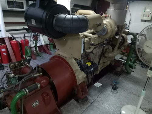 臺州臨海維修康明斯柴油發(fā)電機800千瓦的價(jià)格