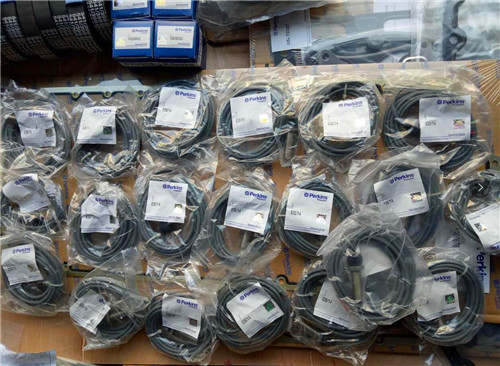 誰(shuí)知道哪里有賣(mài)英國帕珀金斯發(fā)動(dòng)機配件的聯(lián)系方式