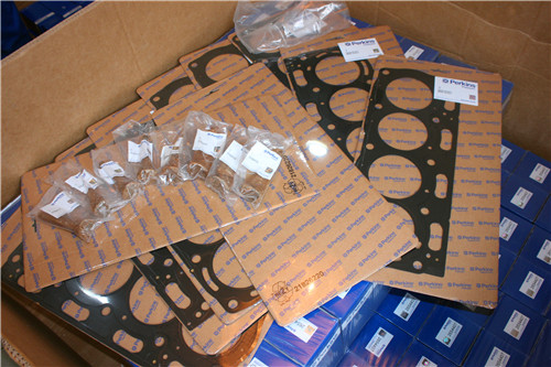 四缸珀金斯發(fā)動(dòng)機原廠(chǎng)啟動(dòng)馬達要多小錢(qián)？