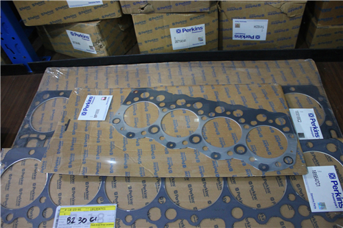 特雷克斯吉尼登高作業(yè)車(chē)1104D-44T珀金斯Perkins發(fā)動(dòng)機維修保養配件