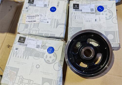 奔馳OM471發(fā)動(dòng)機的“隱形英雄”：A4719936196皮帶